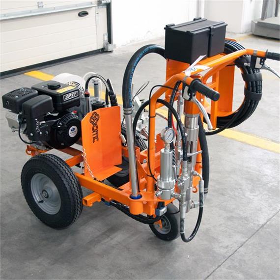 CMC AR 30 Pro-P-G H - Inverted airless road marking machine with piston pump 6,17 L/min and Honda engine