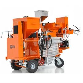 Cold plastic road marking machines with hydraulic propulsion