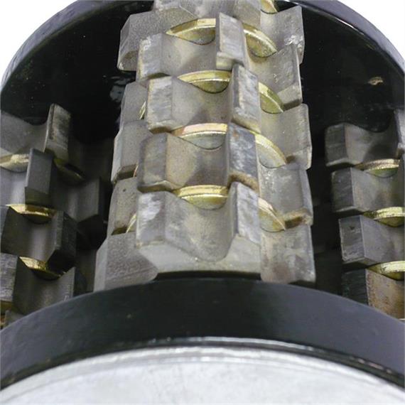 Drum with hexagonal blades