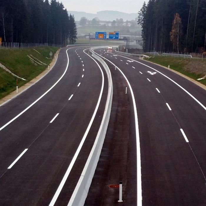 Machines for federal and state roads, By area to be marked - STRAMAT ...