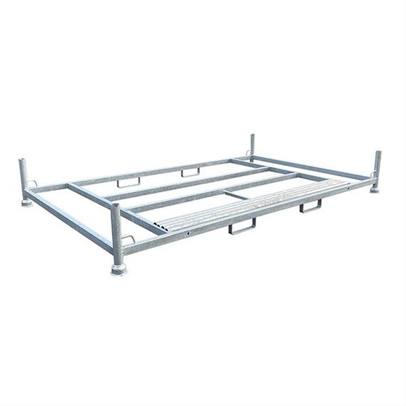 Travesaño de valla de construcción para el almacenamiento en posición horizontal Travesaño de valla de construcción para el almacenamiento de vallas móviles en posición horizontal.
